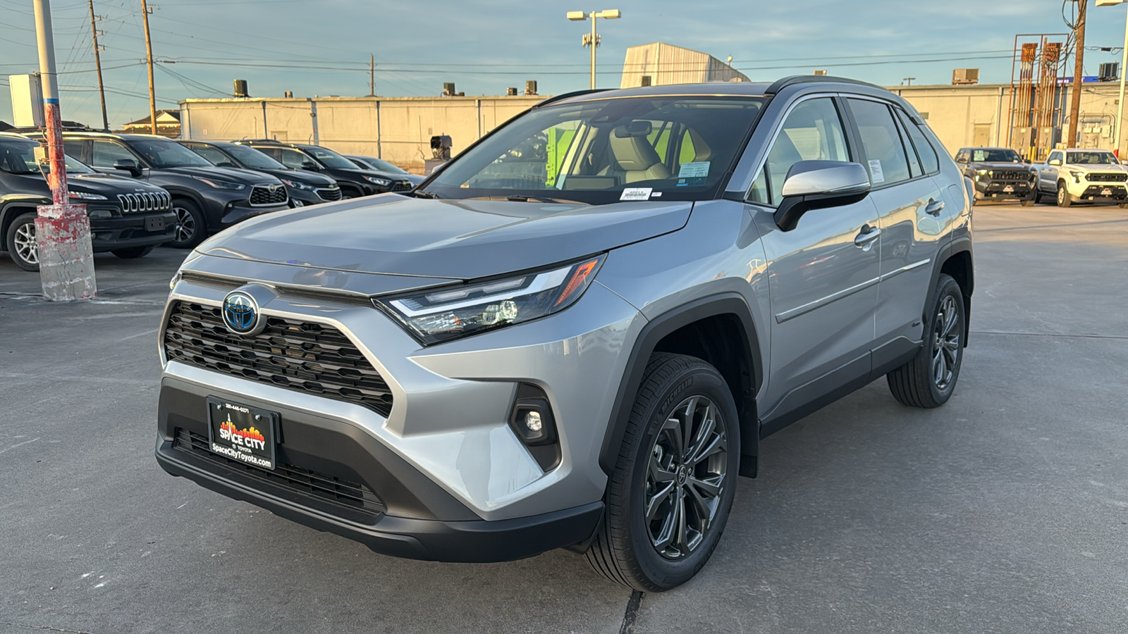 2024 Toyota RAV4 Hybrid XLE Premium 4