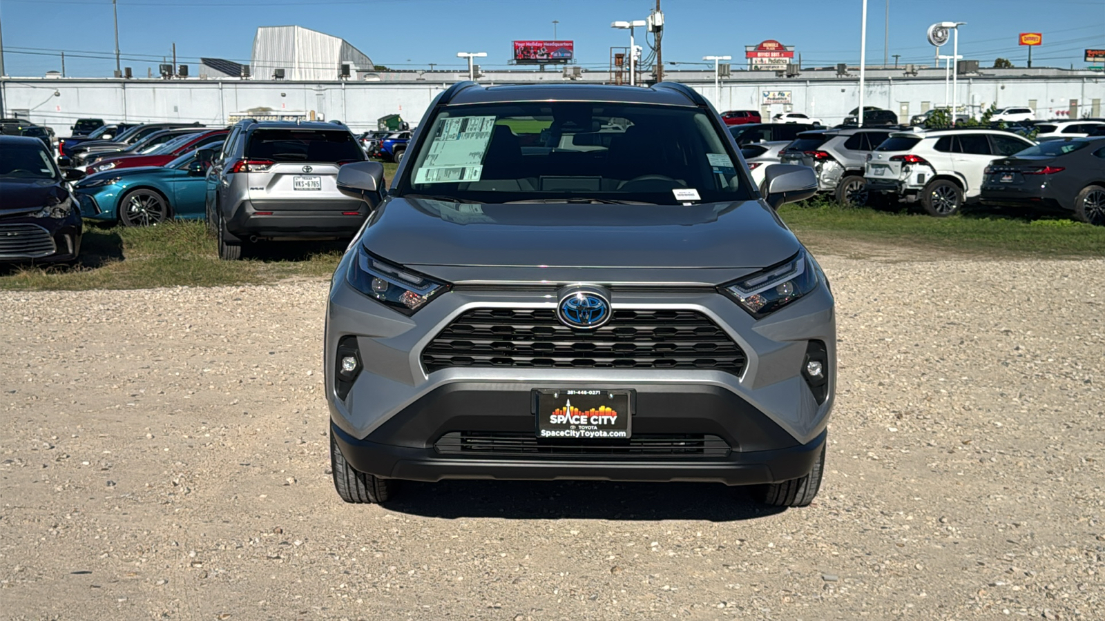 2024 Toyota RAV4 Hybrid XLE Premium 3