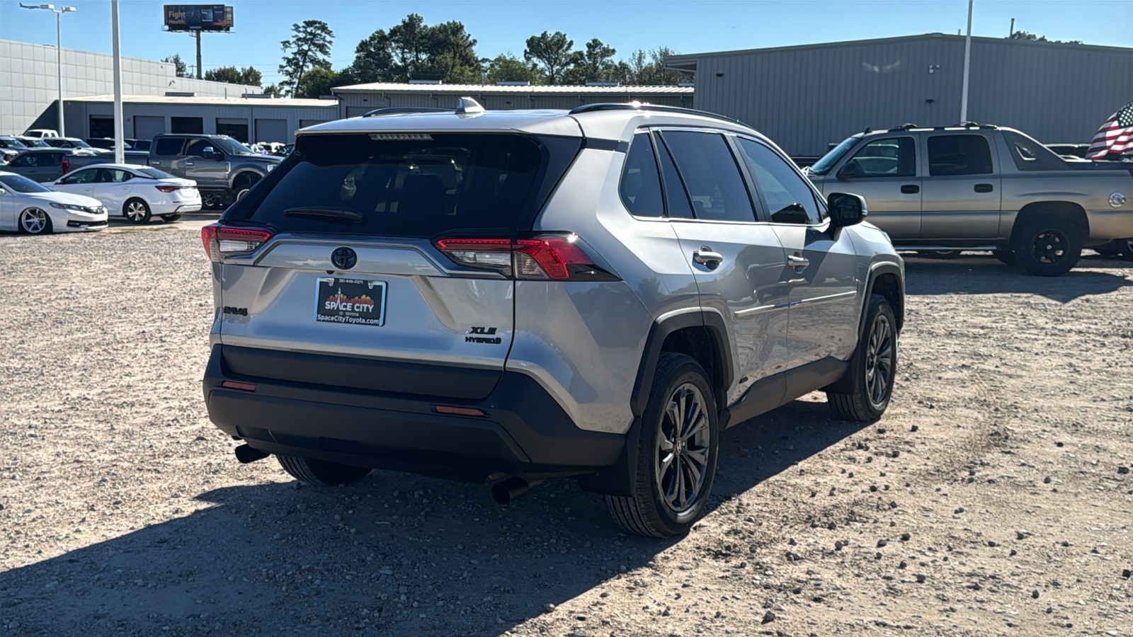 2024 Toyota RAV4 Hybrid XLE Premium 8