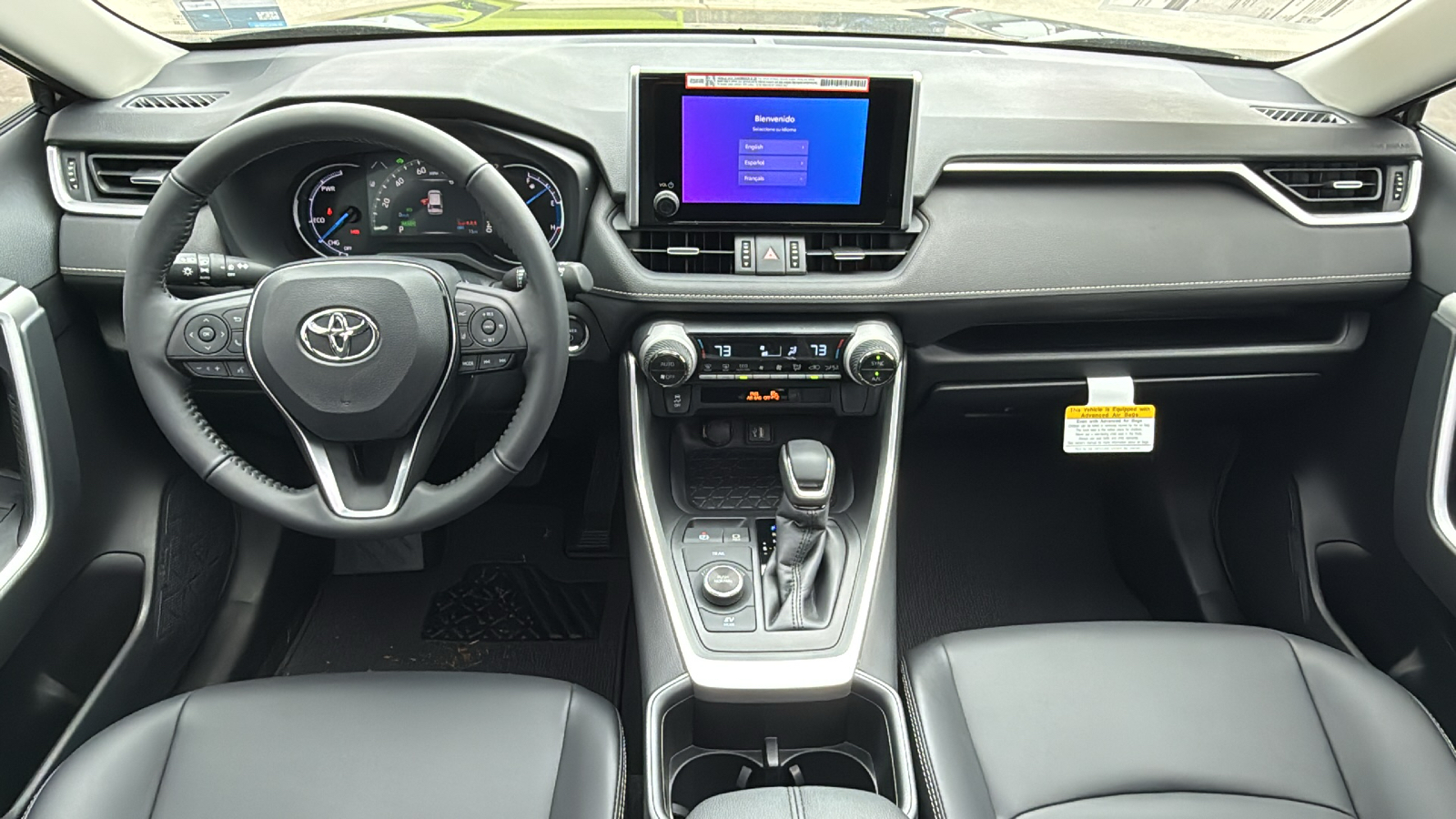 2024 Toyota RAV4 Hybrid XLE Premium 18