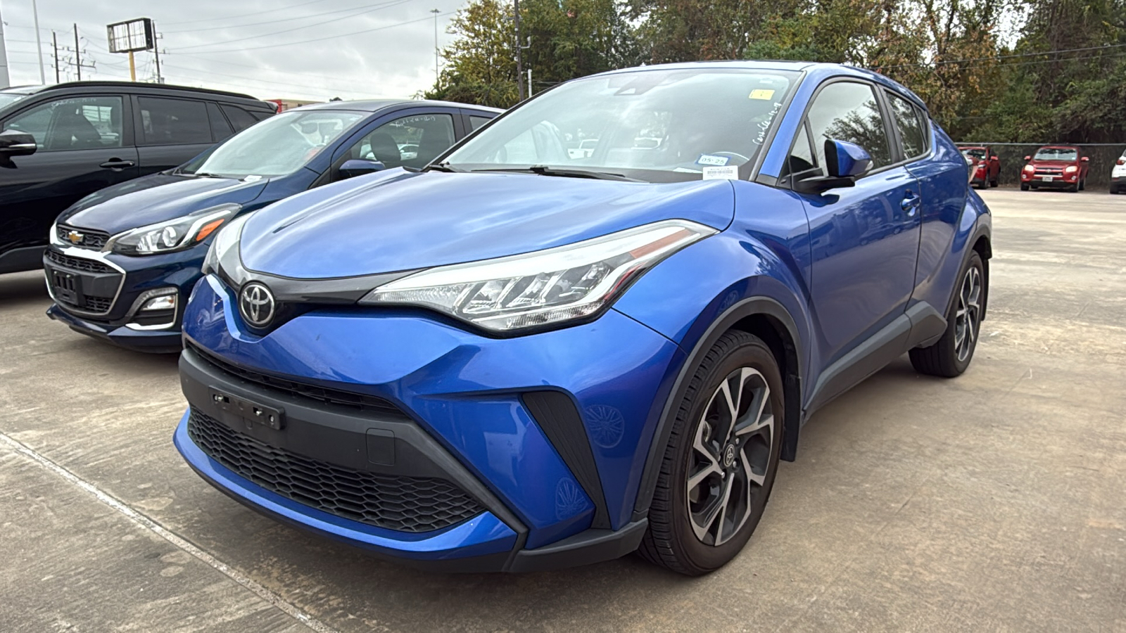 2021 Toyota C-HR LE 3