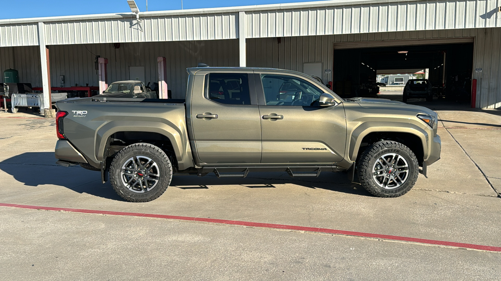 2024 Toyota Tacoma TRD Sport 8