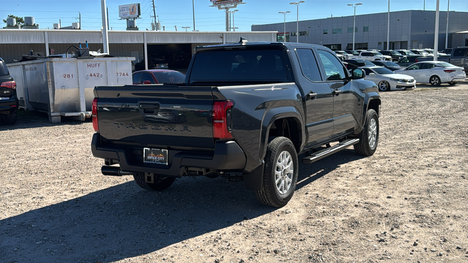 2024 Toyota Tacoma SR 8