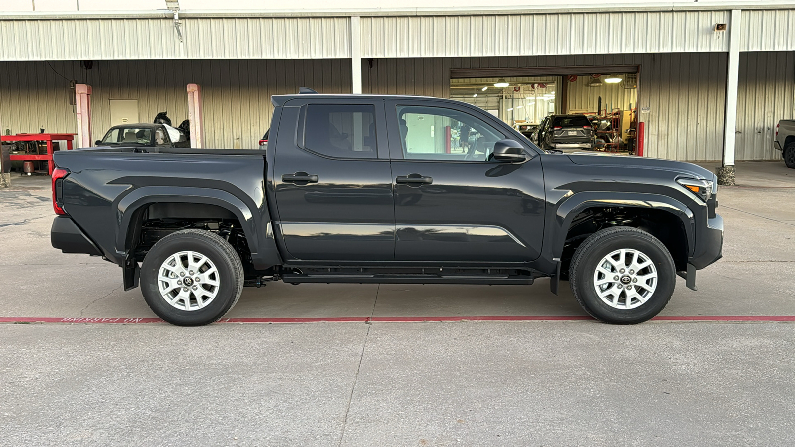 2024 Toyota Tacoma SR 9