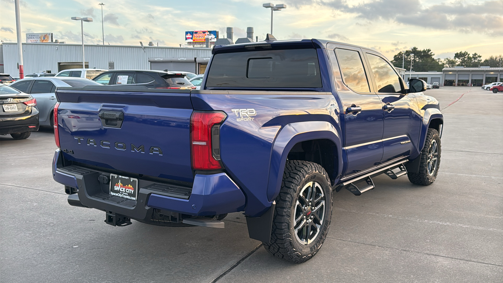 2024 Toyota Tacoma TRD Sport 9