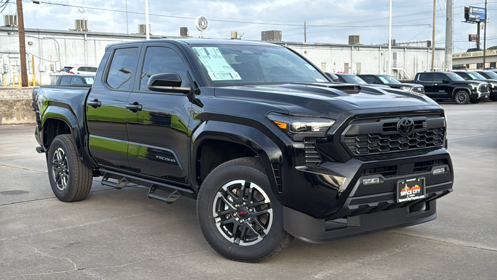 2024 Toyota Tacoma TRD Sport 2