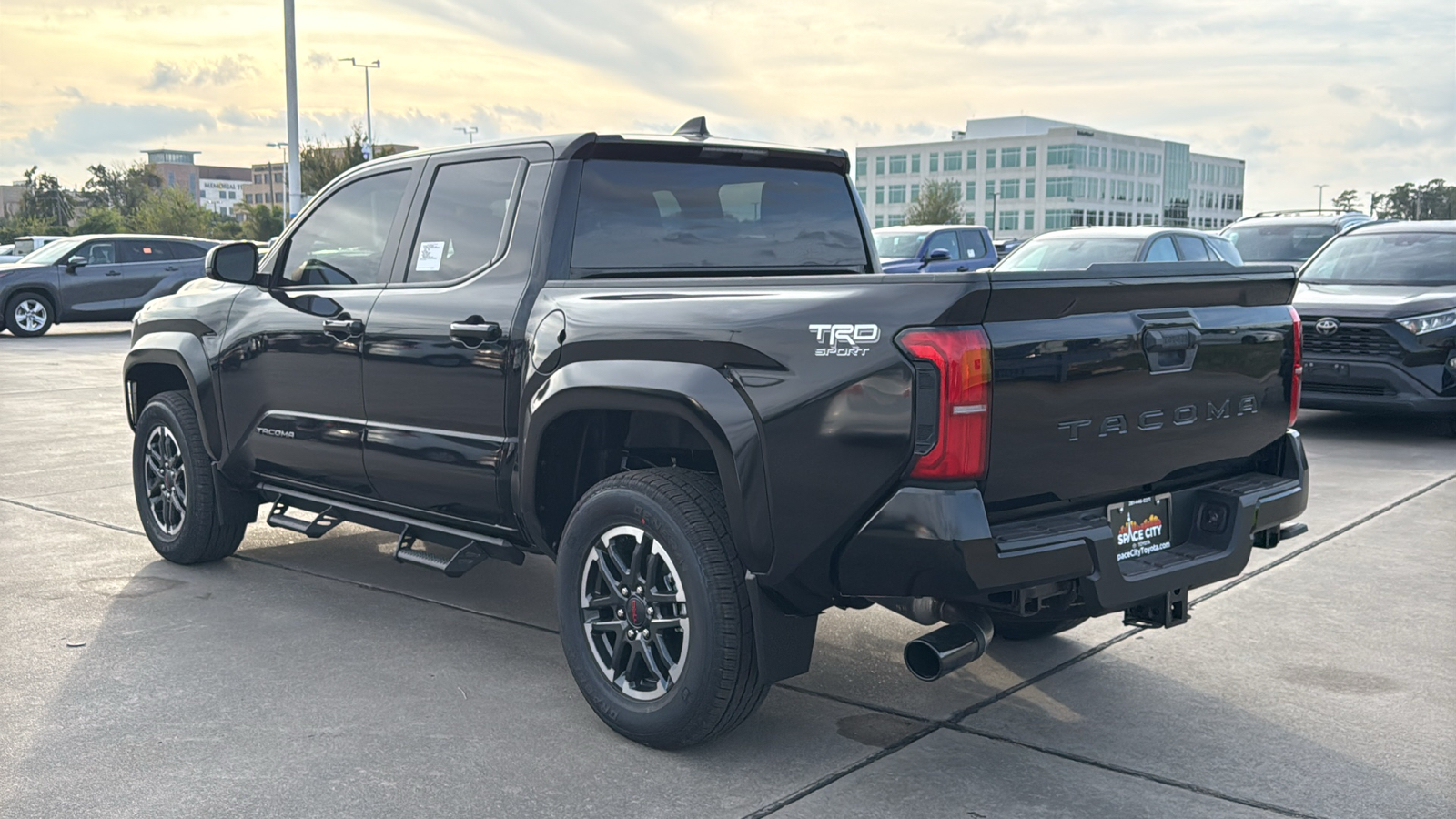 2024 Toyota Tacoma TRD Sport 6