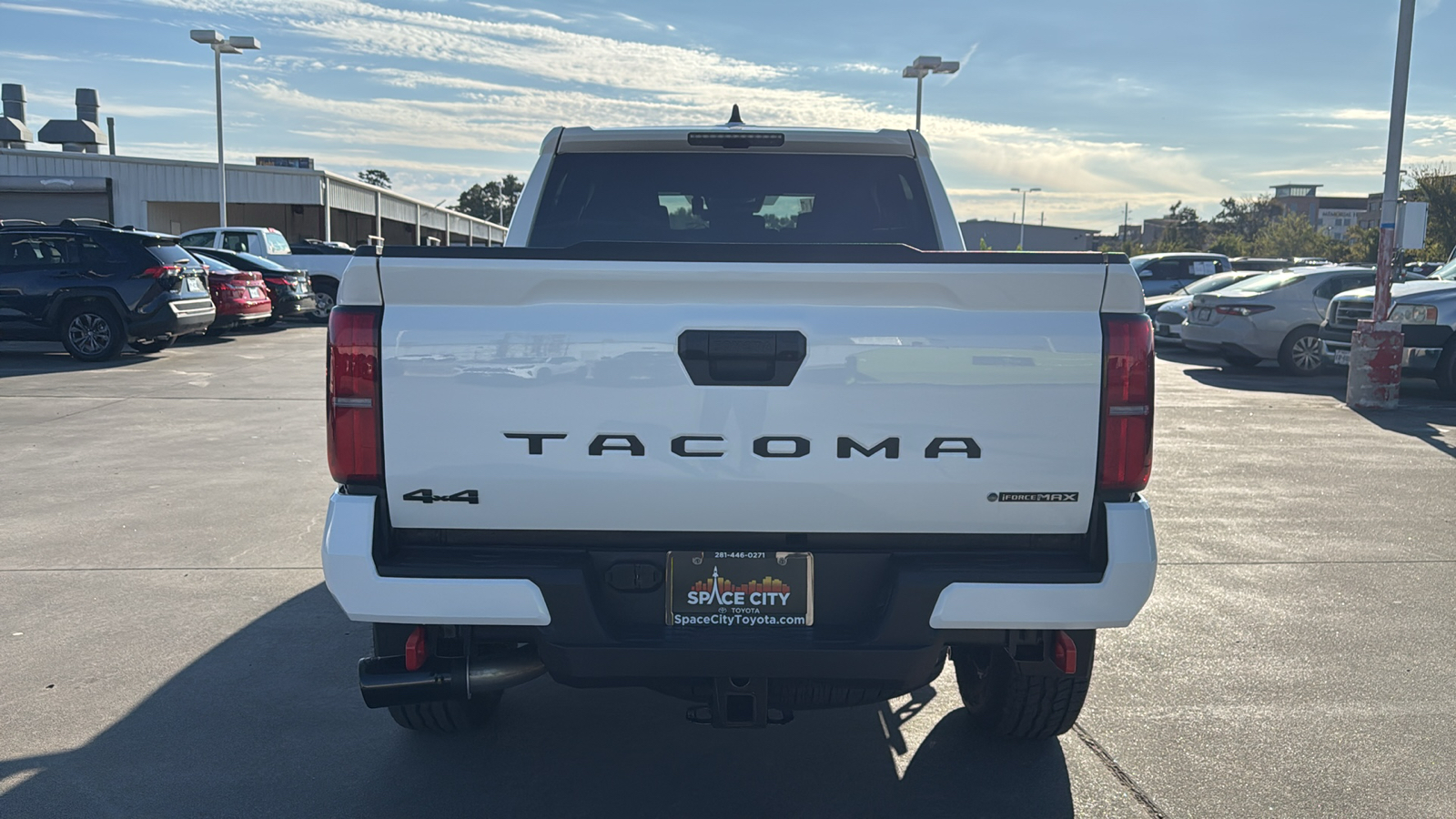 2024 Toyota Tacoma Hybrid  7