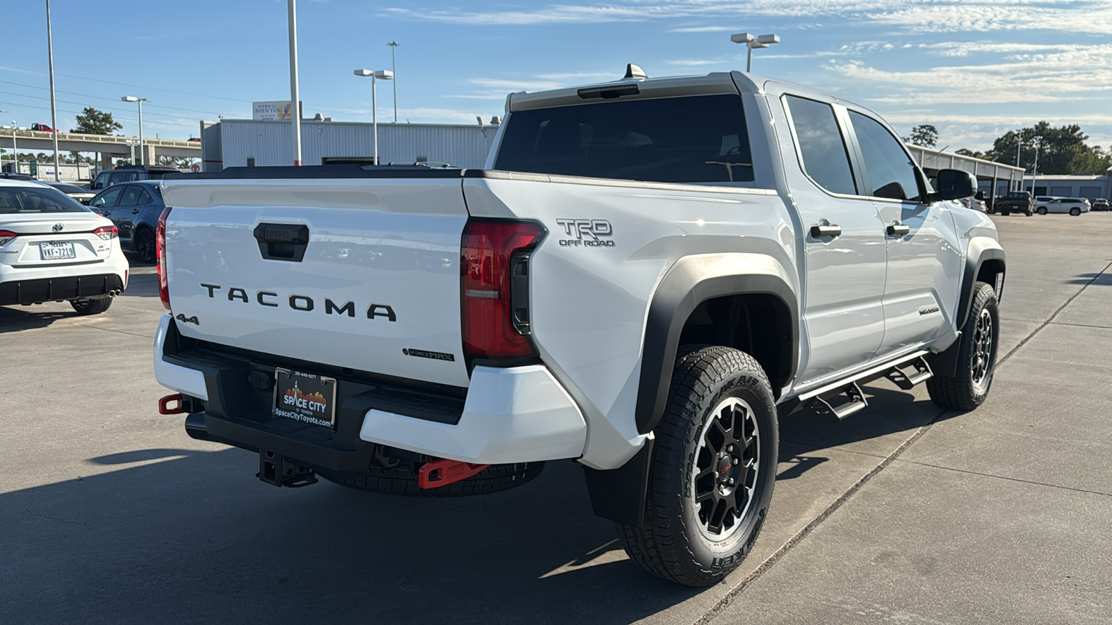 2024 Toyota Tacoma Hybrid  9