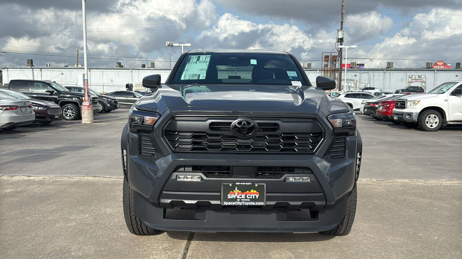 2024 Toyota Tacoma Hybrid  2