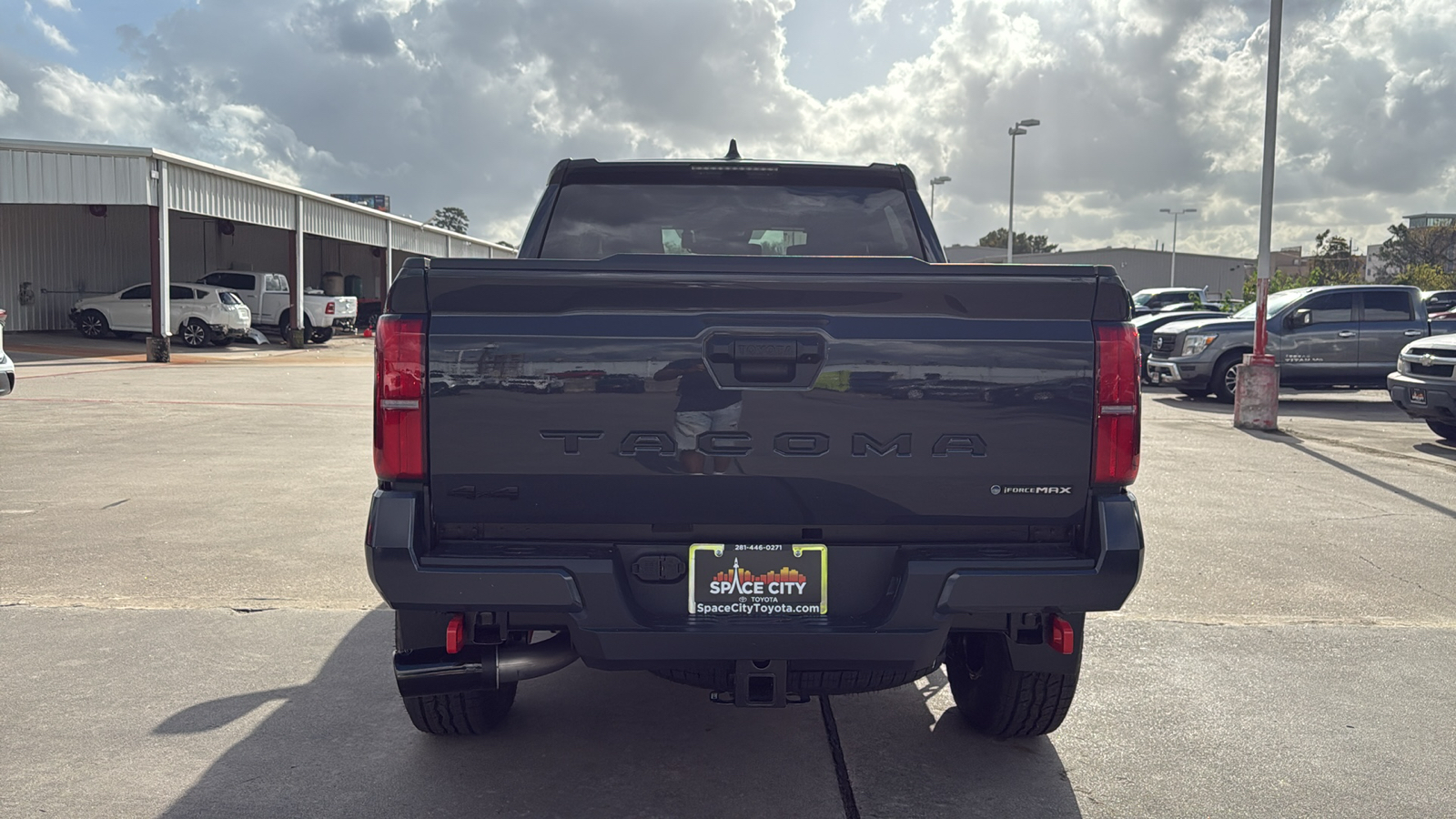 2024 Toyota Tacoma Hybrid  6