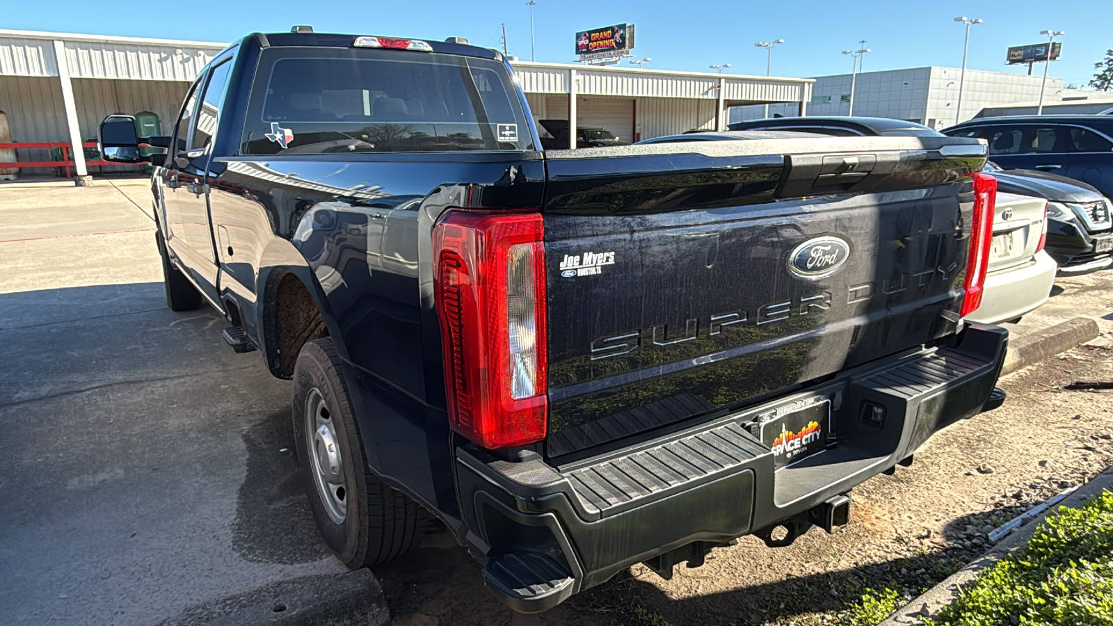 2023 Ford F-250SD XL 5