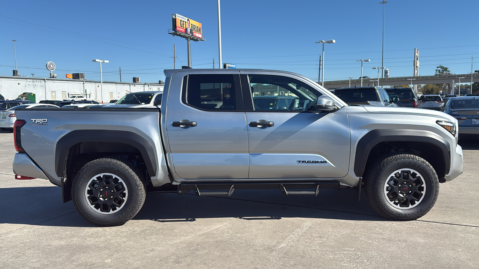 2024 Toyota Tacoma TRD Off-Road 10