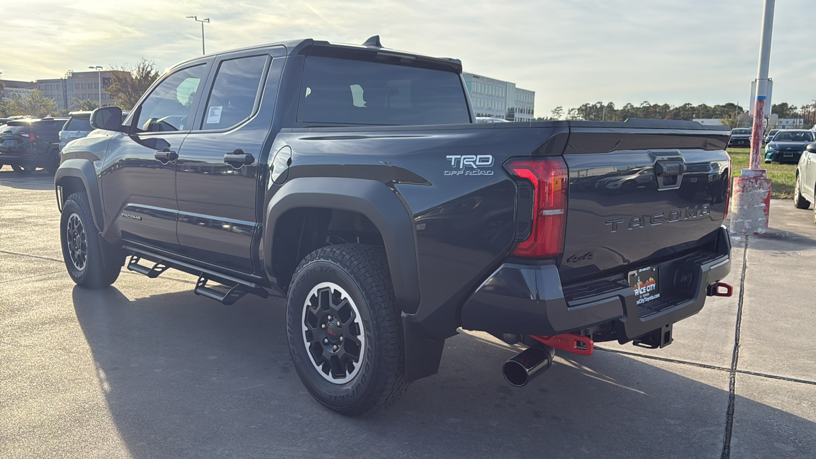 2024 Toyota Tacoma TRD Off-Road 6