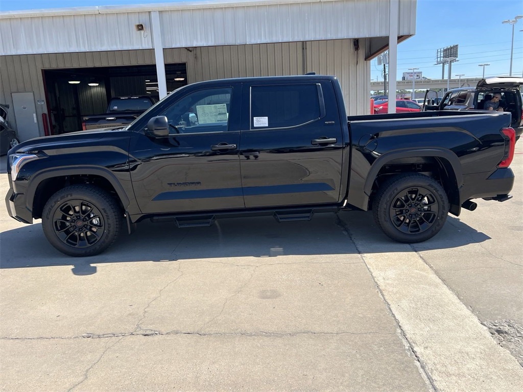 2025 Toyota Tundra SR5 7