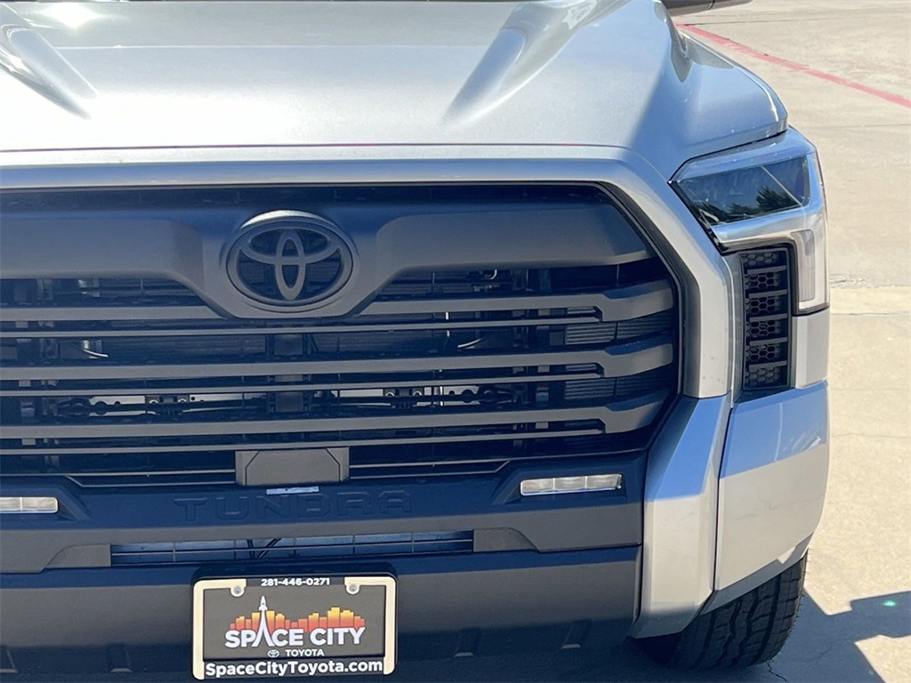 2025 Toyota Tundra SR5 5