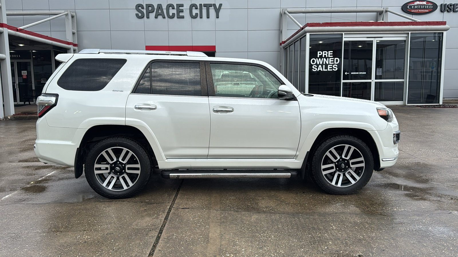 2017 Toyota 4Runner Limited 3