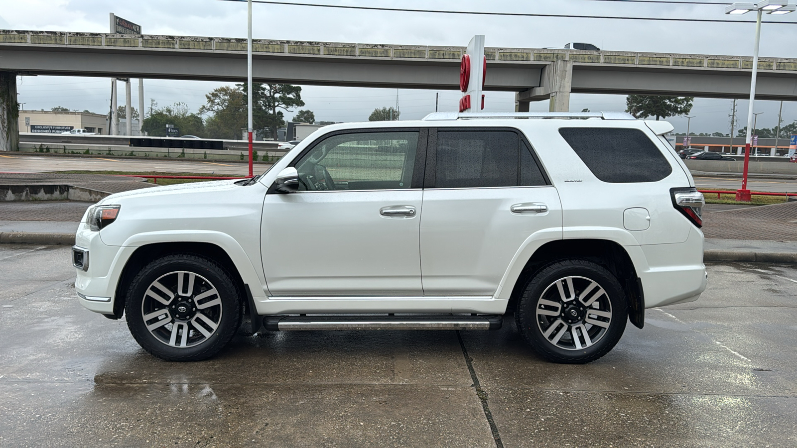 2017 Toyota 4Runner Limited 7