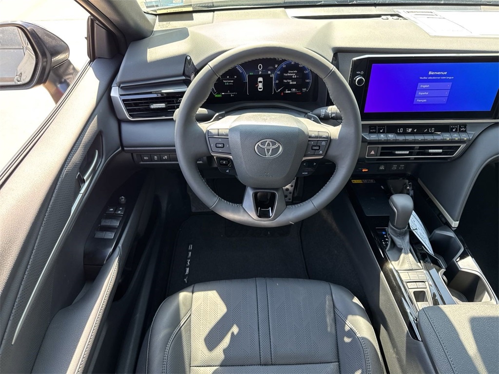 2025 Toyota Camry XSE 12