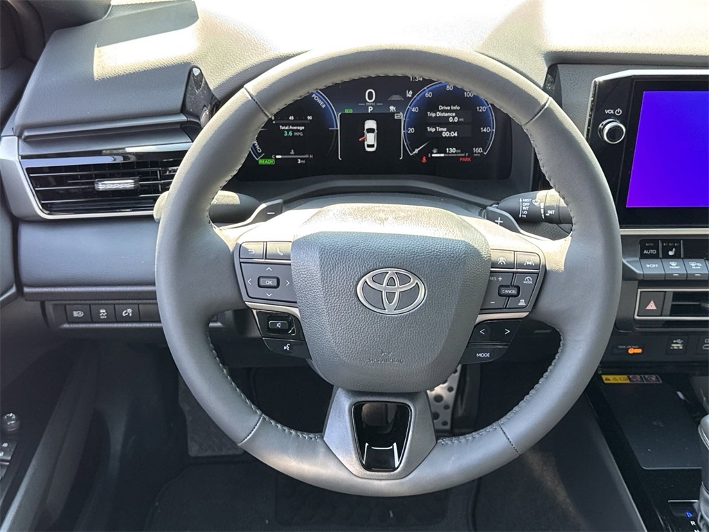 2025 Toyota Camry XSE 13