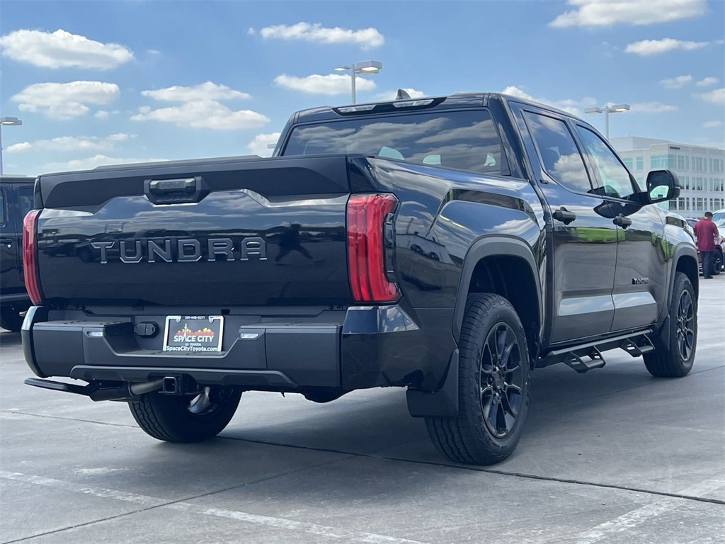 2025 Toyota Tundra SR5 8