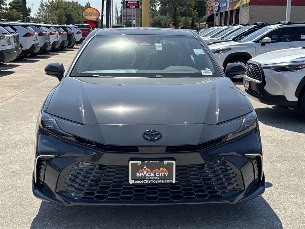 2025 Toyota Camry XSE 4