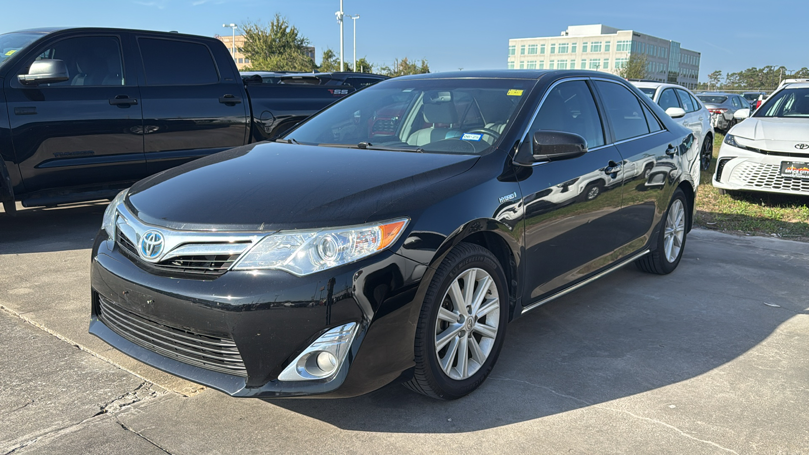 2012 Toyota Camry Hybrid LE 4