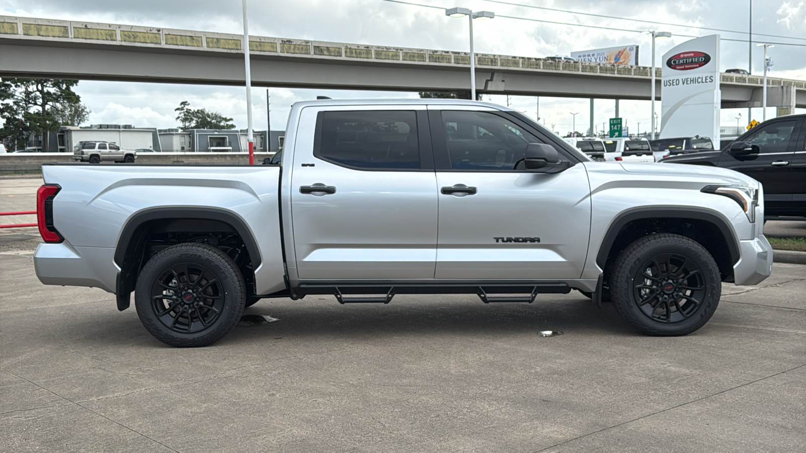 2025 Toyota Tundra SR5 10