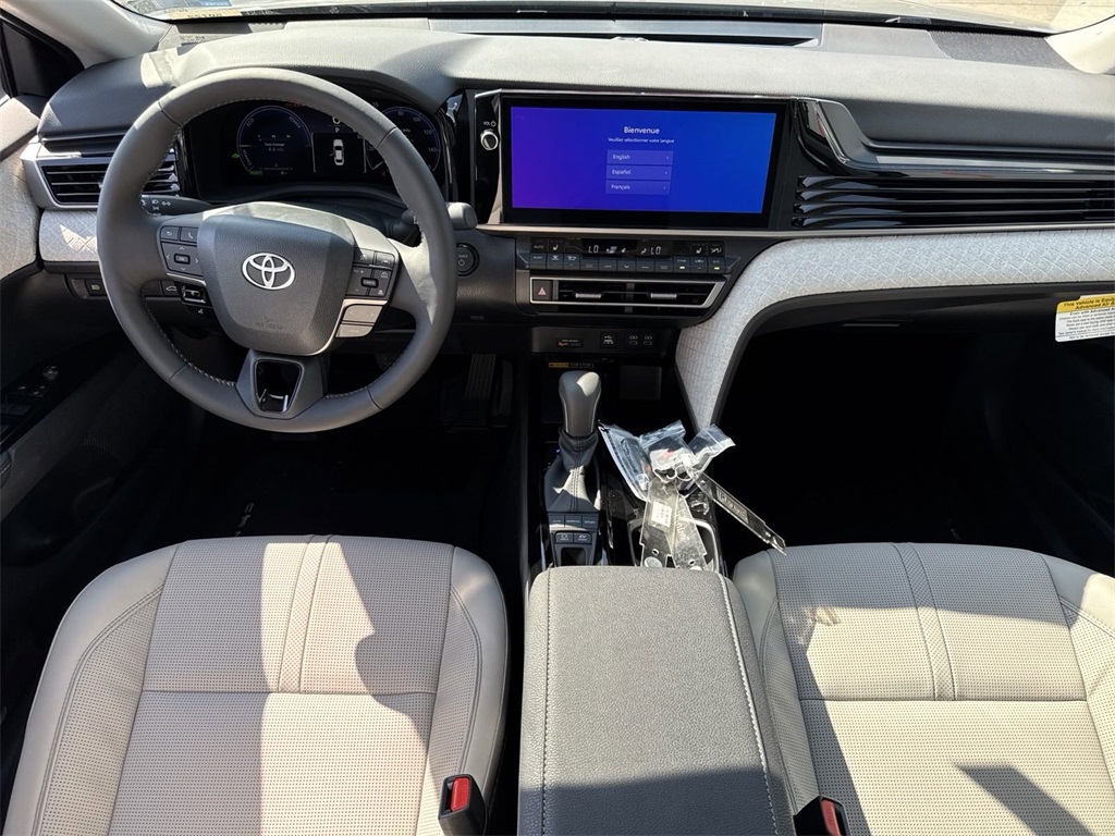 2025 Toyota Camry XLE 11