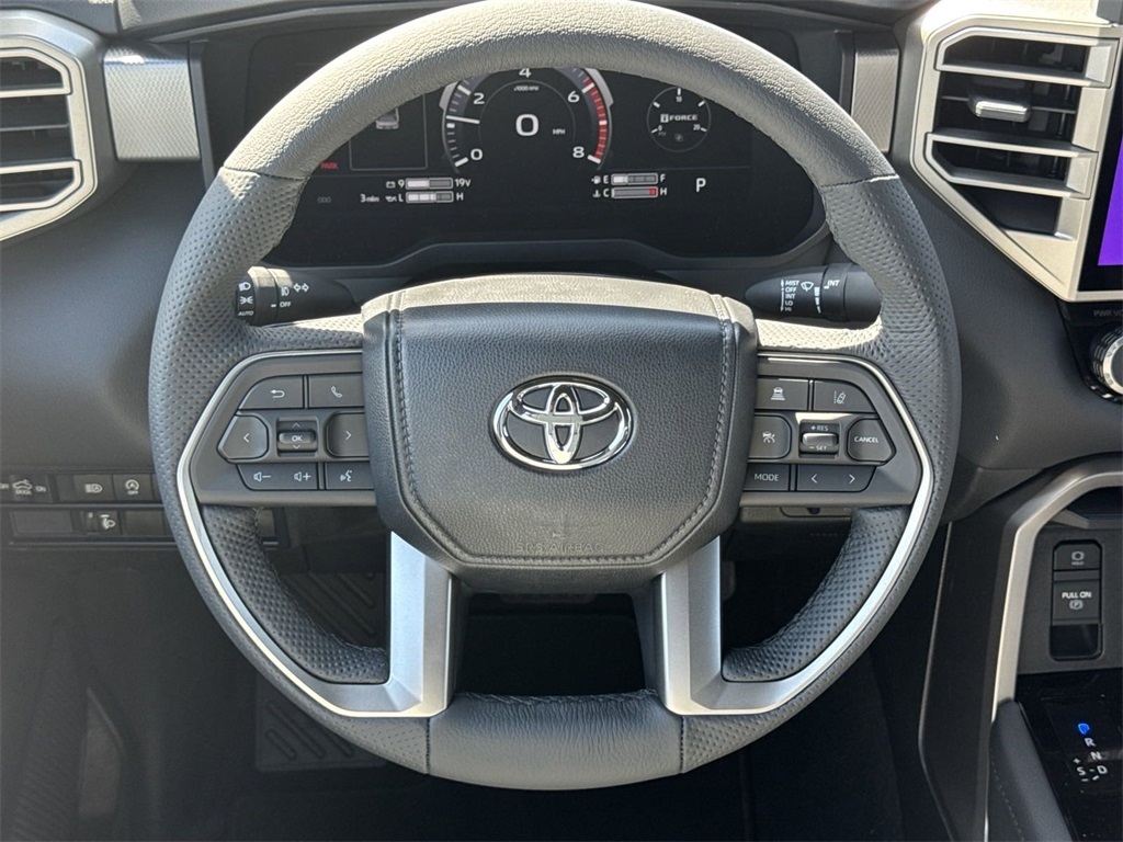 2025 Toyota Tundra Limited 15