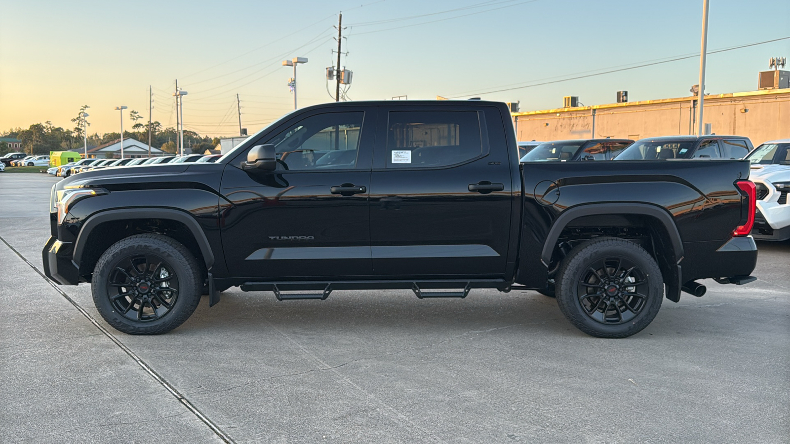 2025 Toyota Tundra SR5 5