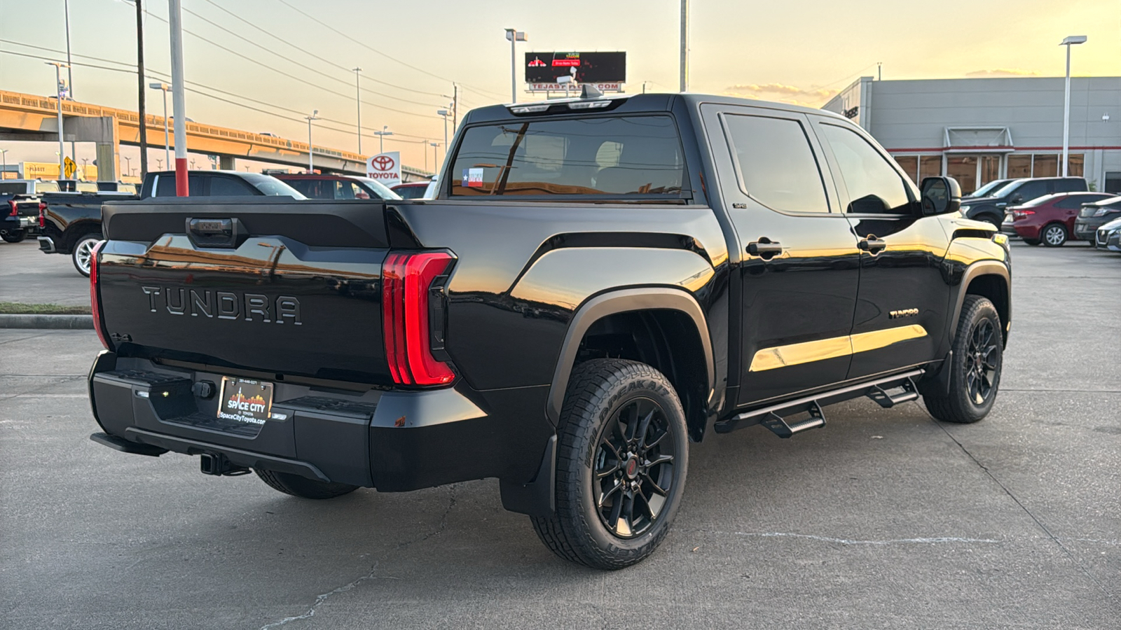 2025 Toyota Tundra SR5 9