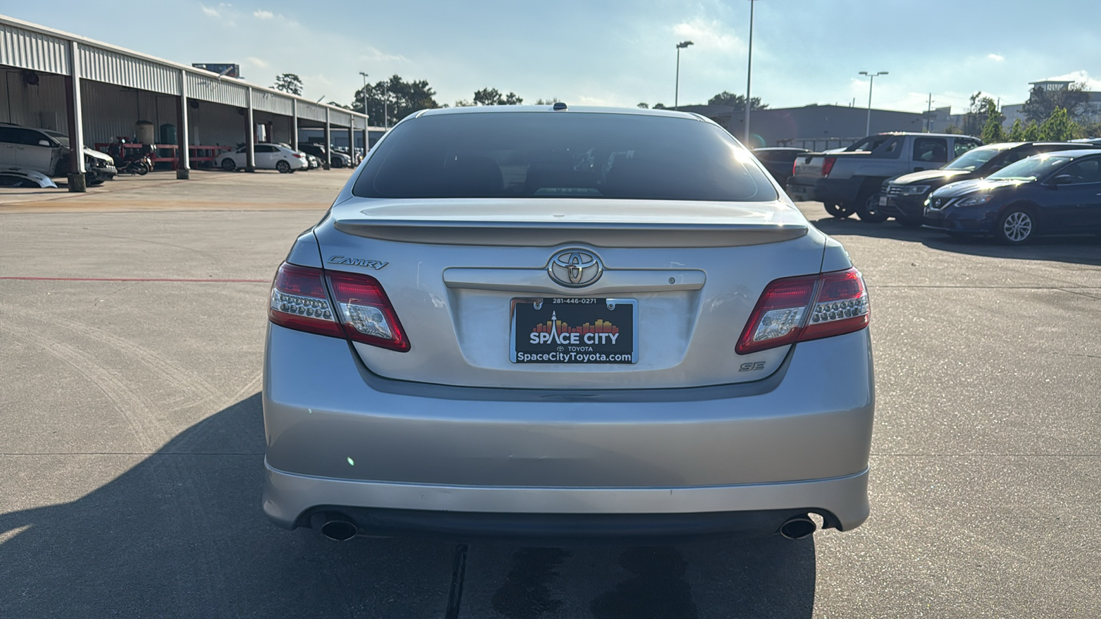 2011 Toyota Camry SE 7