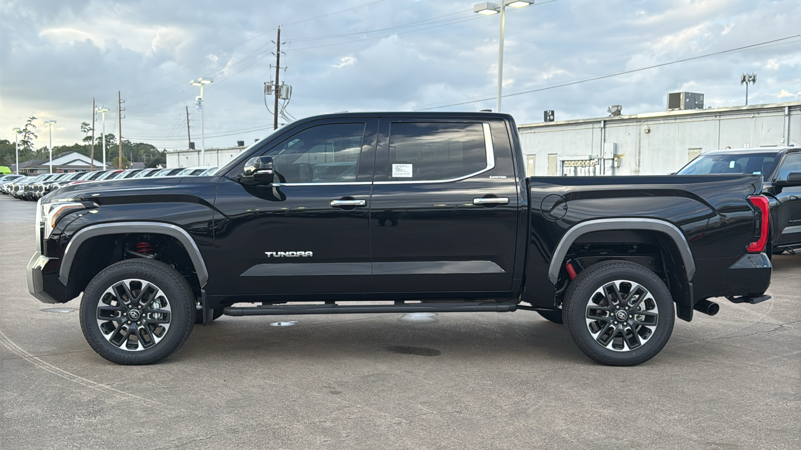 2025 Toyota Tundra Limited 5