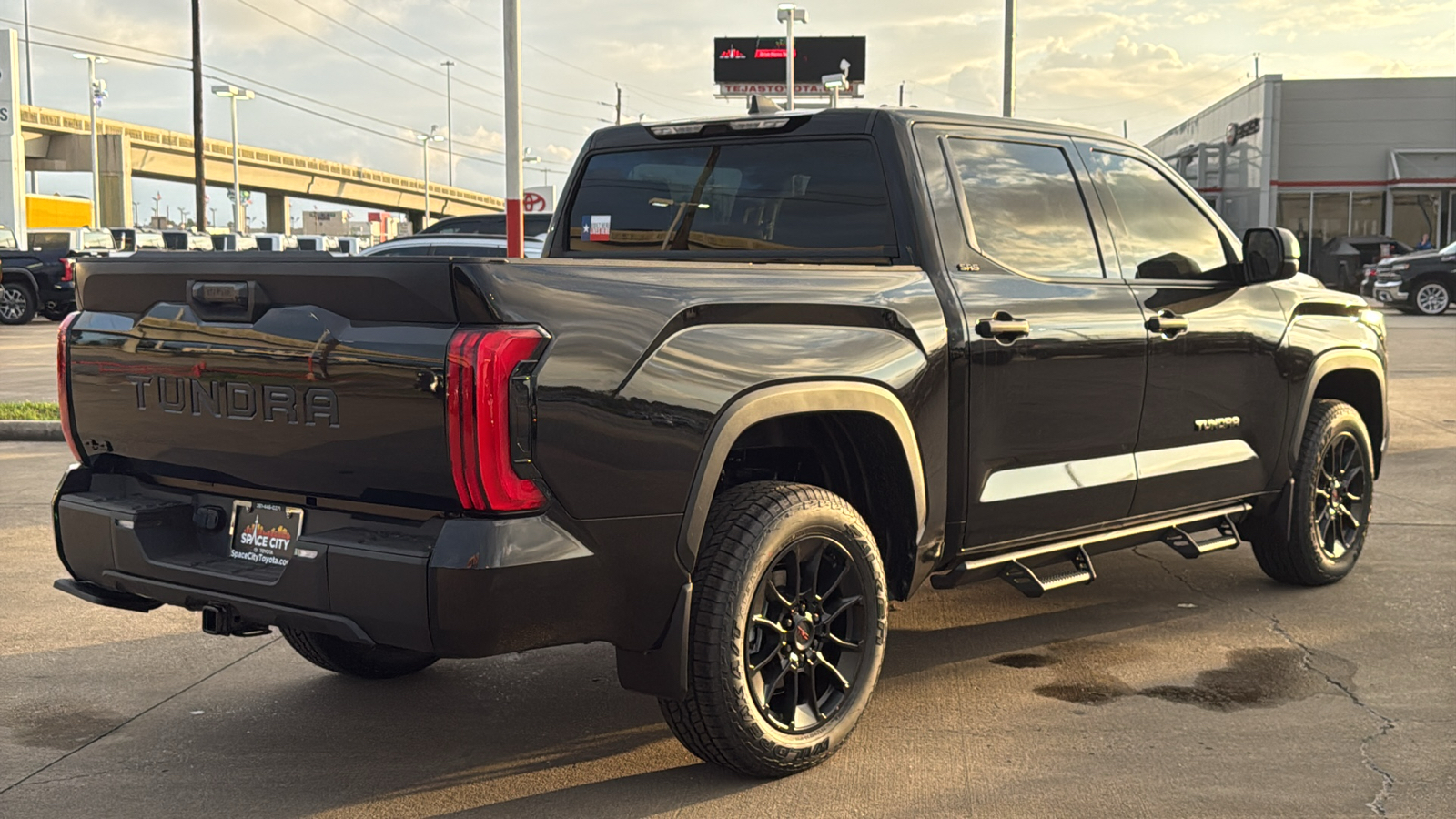 2025 Toyota Tundra SR5 9