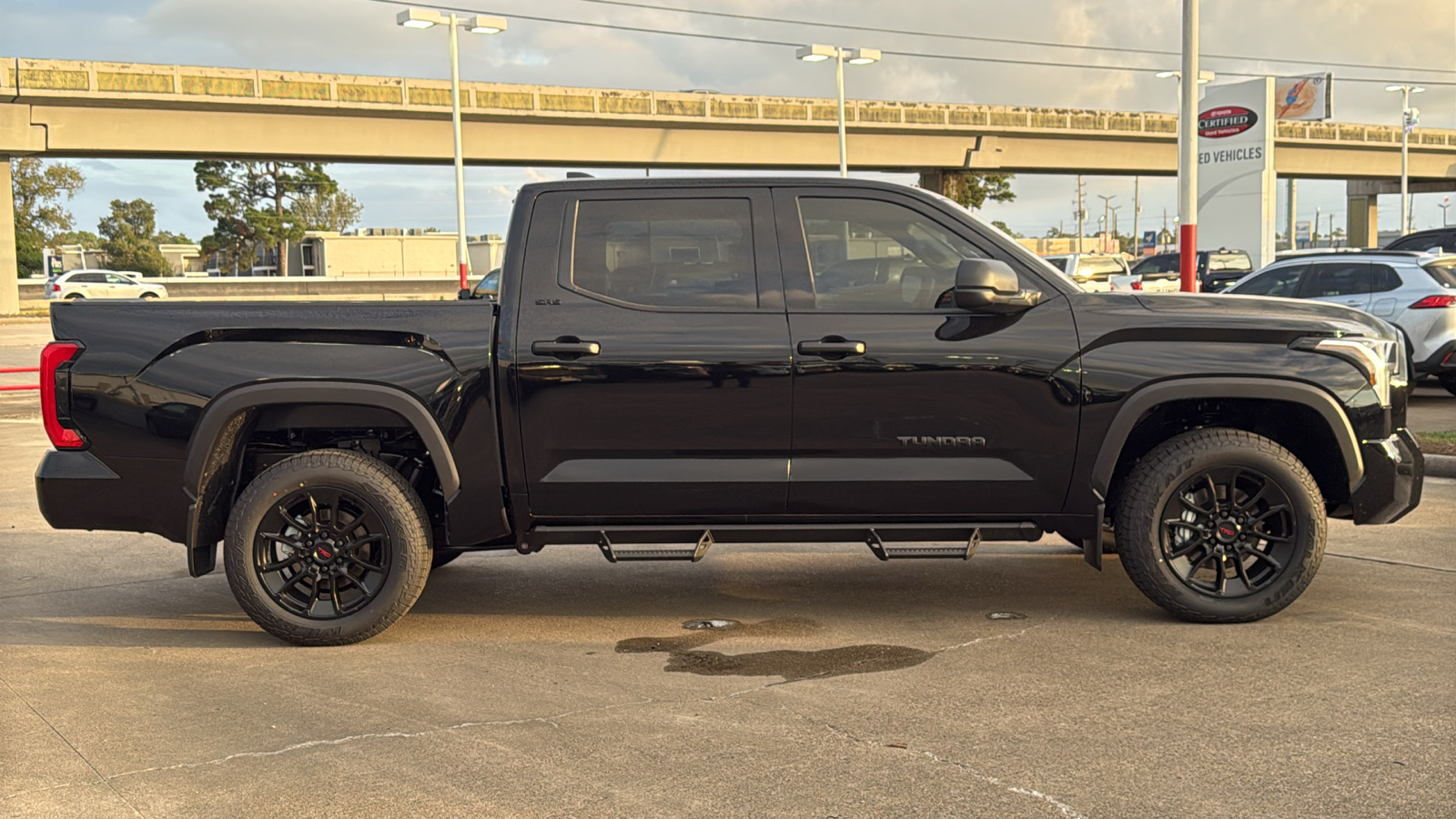 2025 Toyota Tundra SR5 10