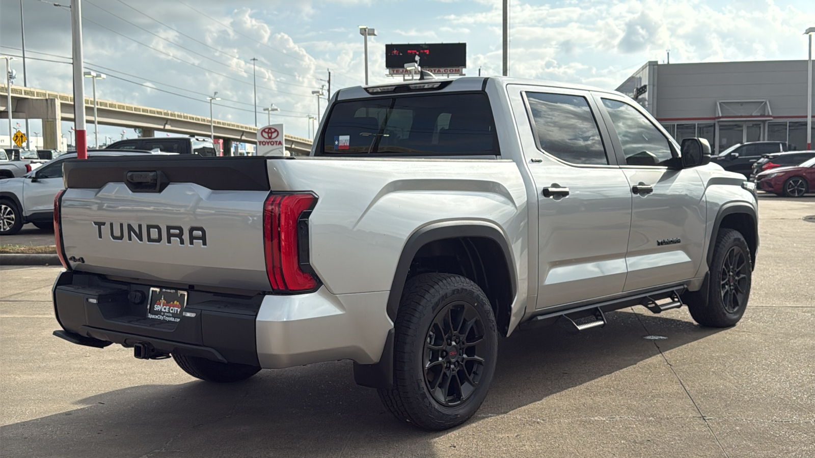 2025 Toyota Tundra SR5 9