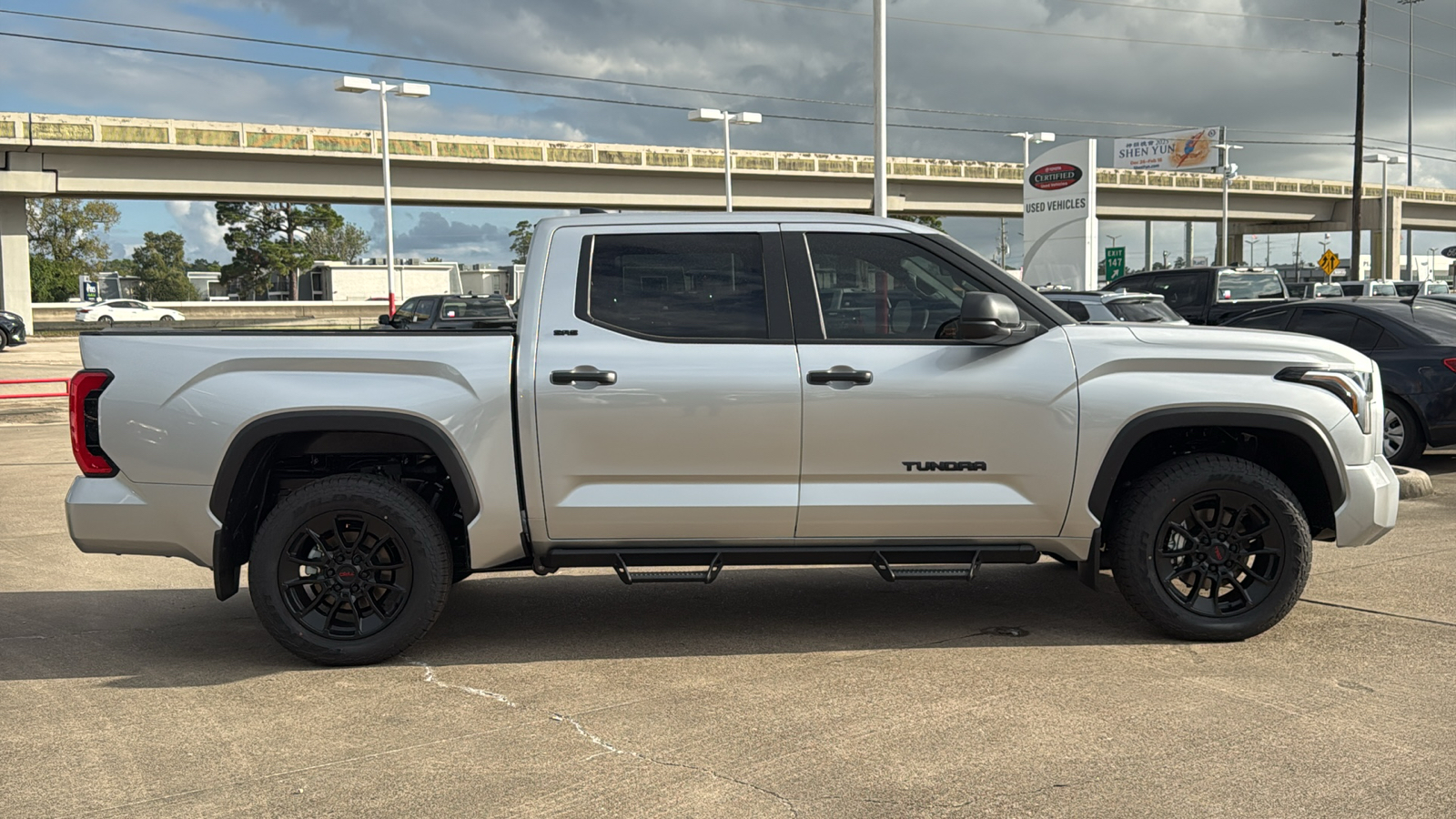 2025 Toyota Tundra SR5 10