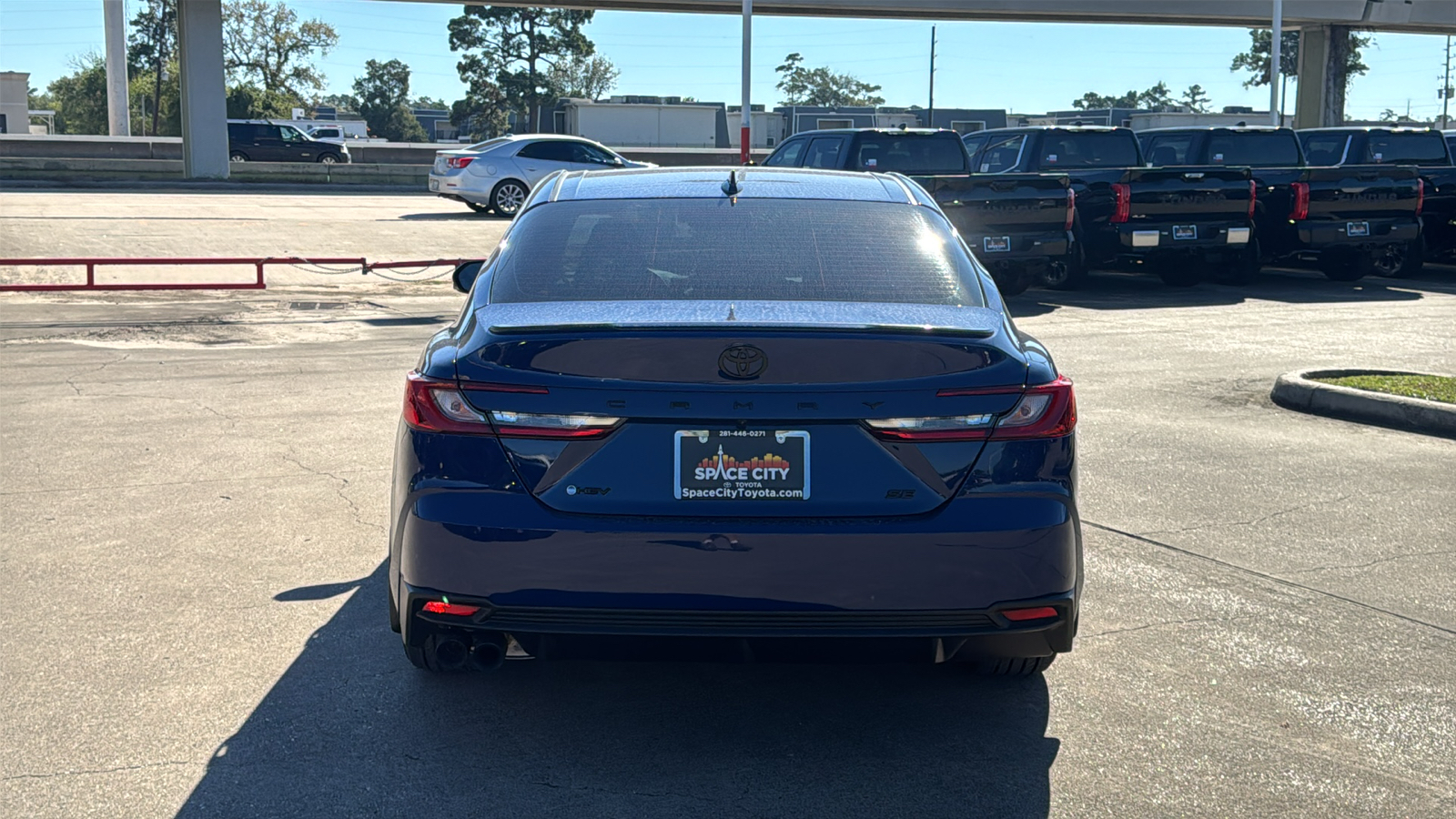 2025 Toyota Camry SE 7