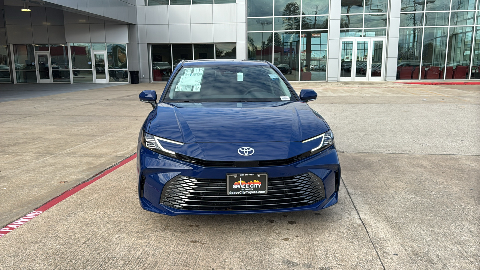 2025 Toyota Camry XLE 3