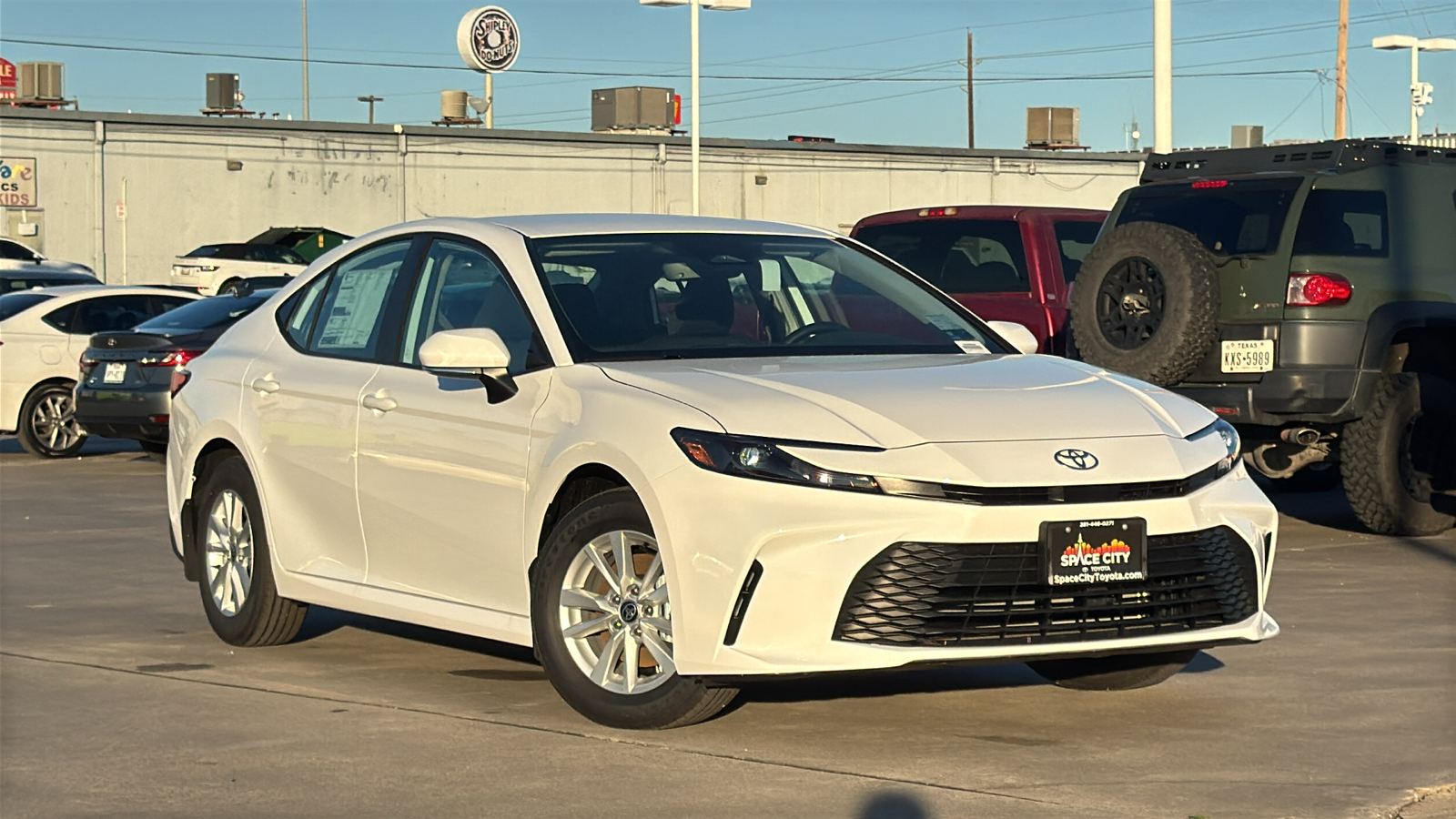 2025 Toyota Camry LE 2