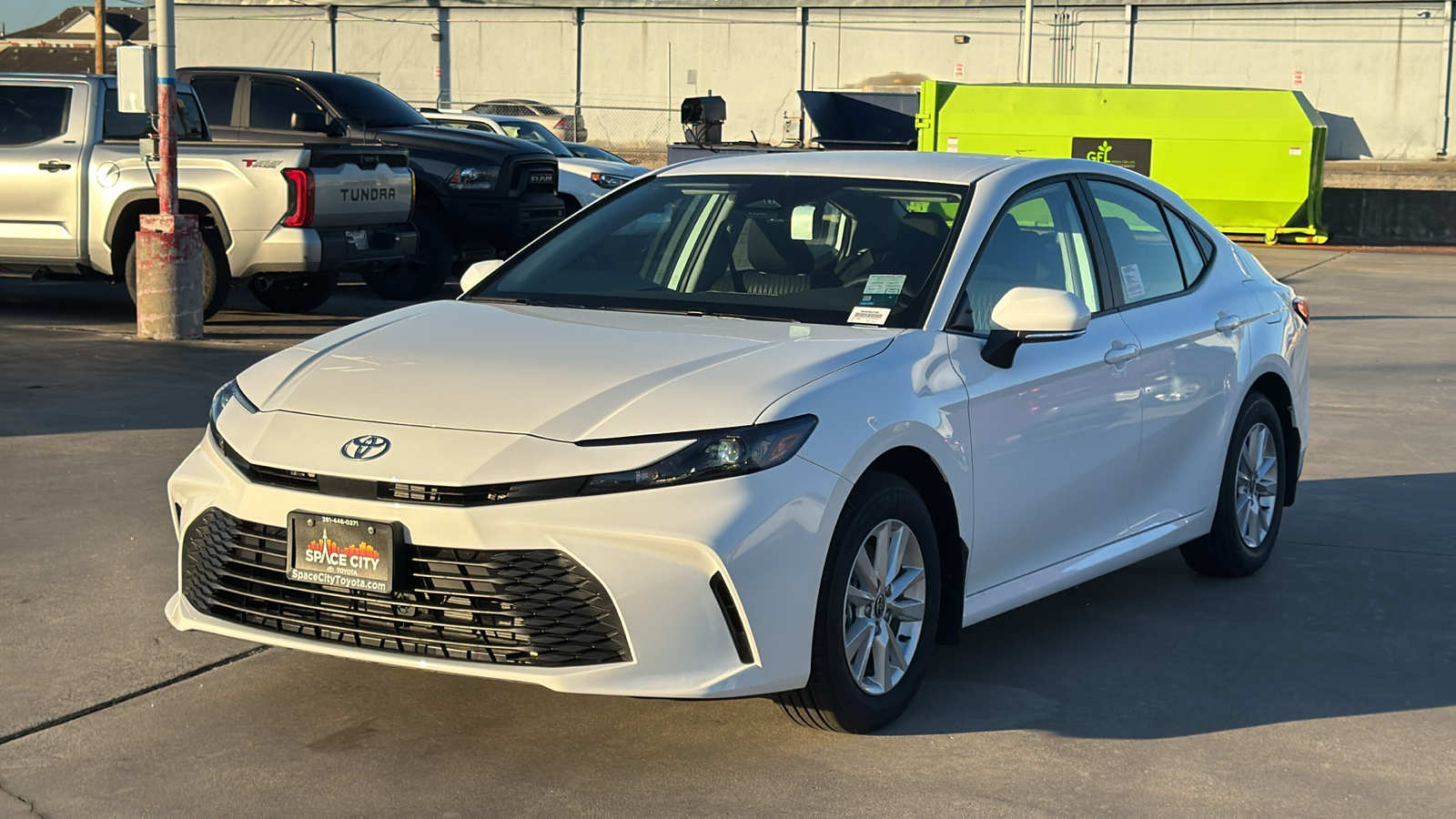 2025 Toyota Camry LE 4