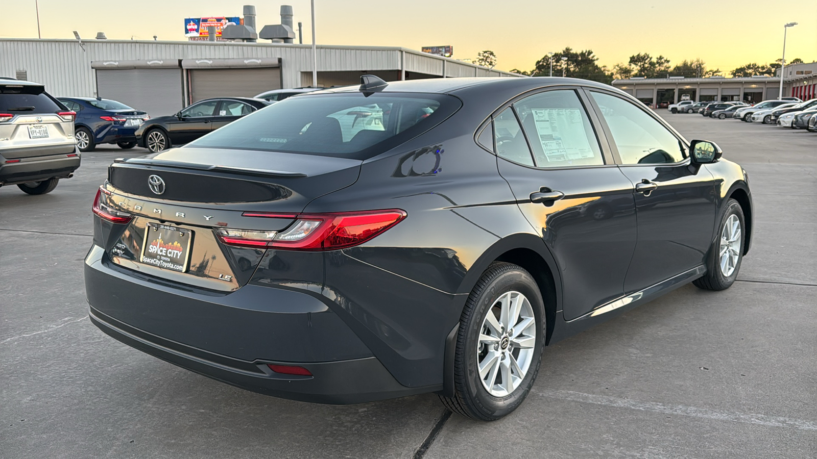 2025 Toyota Camry LE 7