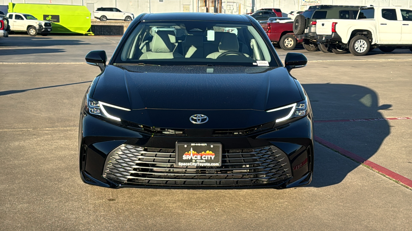 2025 Toyota Camry XLE 3