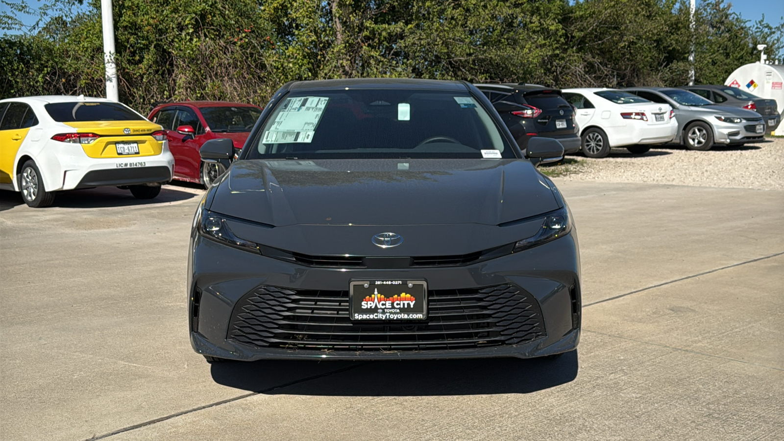 2025 Toyota Camry LE 3