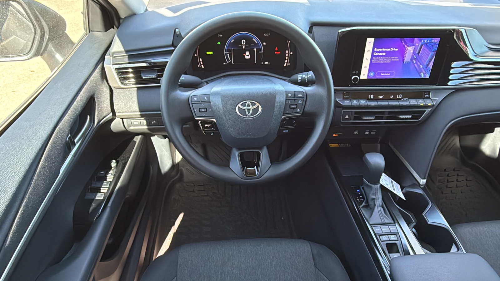 2025 Toyota Camry LE 20