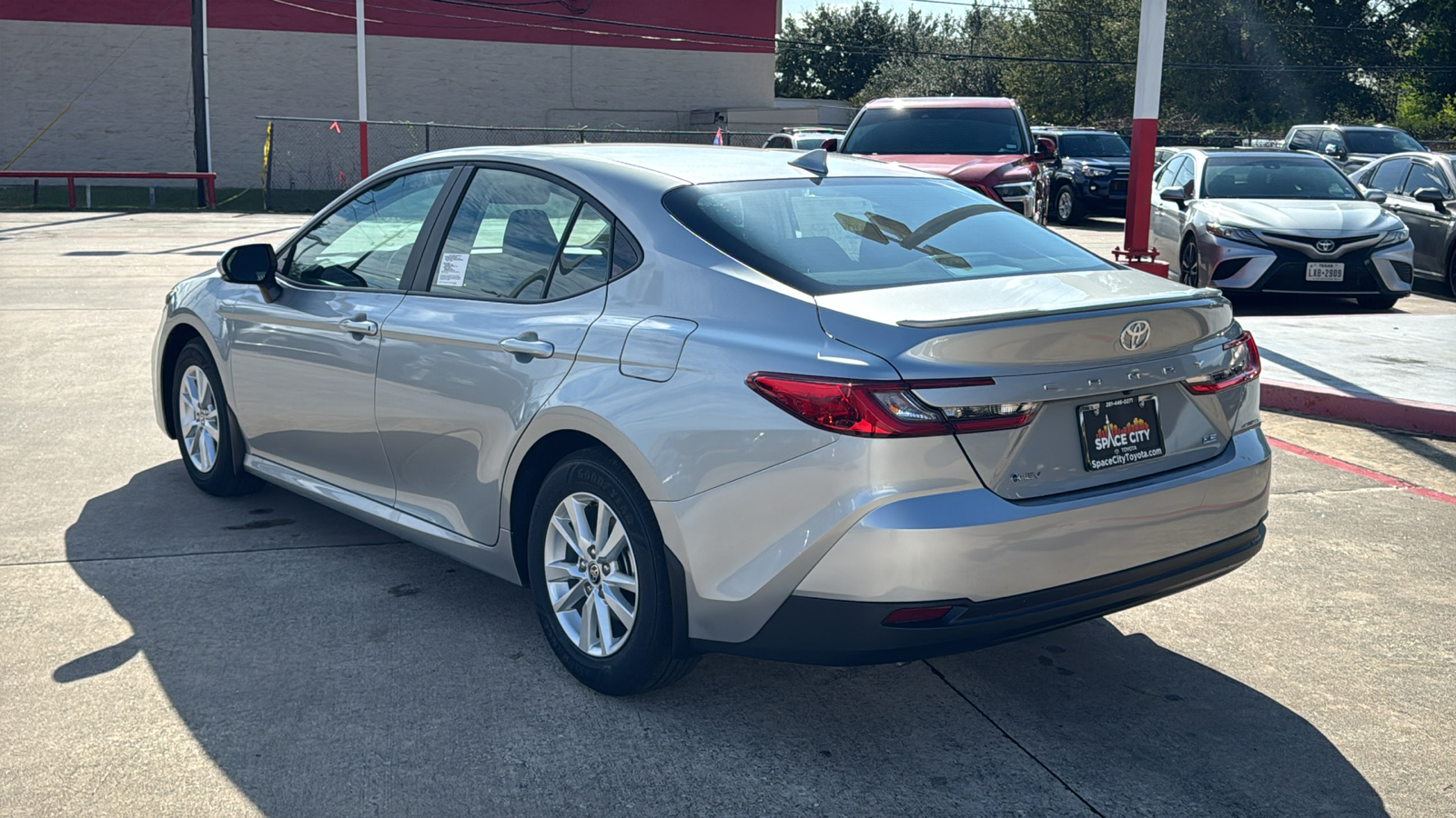 2025 Toyota Camry LE 6