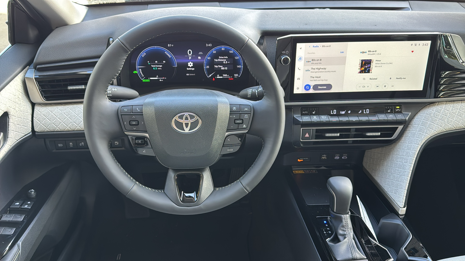 2025 Toyota Camry XLE 20