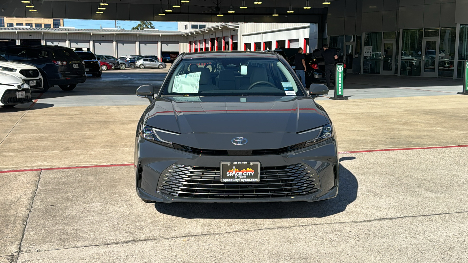 2025 Toyota Camry XLE 3