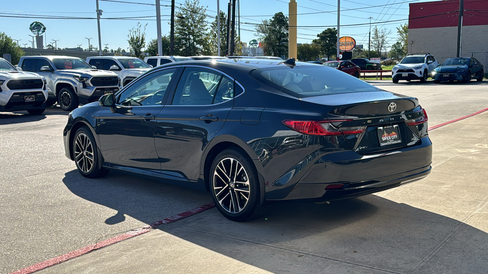 2025 Toyota Camry XLE 6